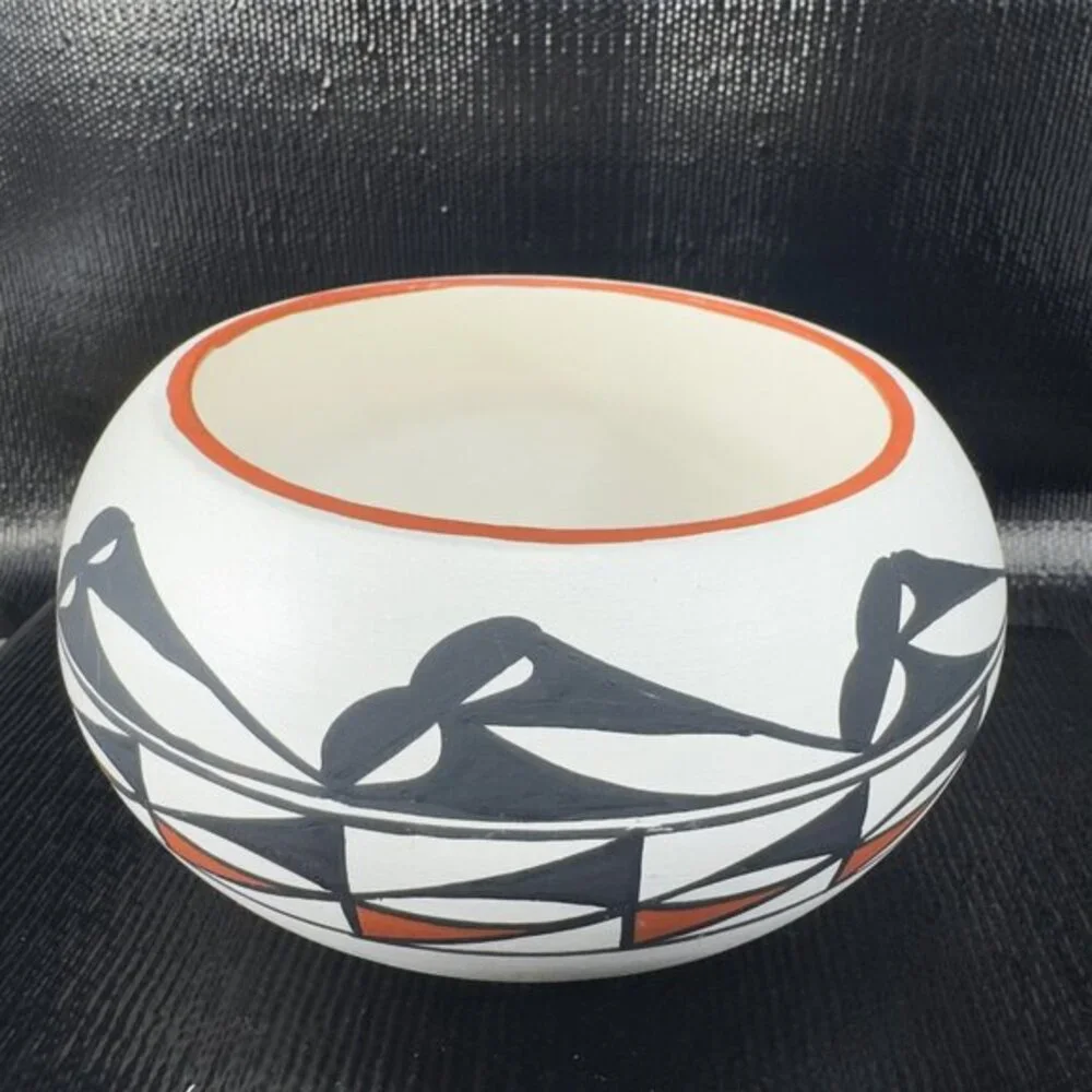 M L Laguna Hand Made Pottery Native American Artist Signed Planter Dish Bowl VTG